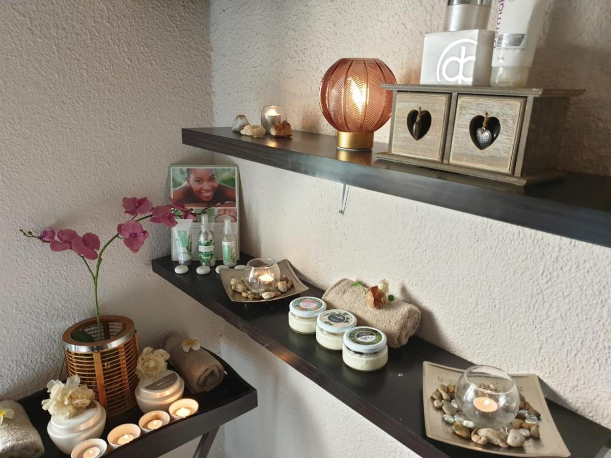 The Lazy Grape Guest Lodge & Spa Benoni Ngoại thất bức ảnh